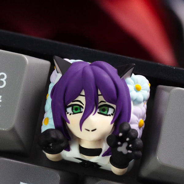 Purple-haired Reze artisan keycap on a mechanical keyboard