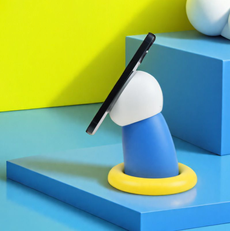 MagSafe Magnetic Wireless Charging Phone Stand - Cartoon Cat Desktop Dock