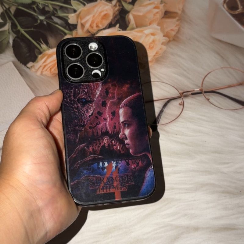 Stranger Things Lenticular Phone Case product image 4
